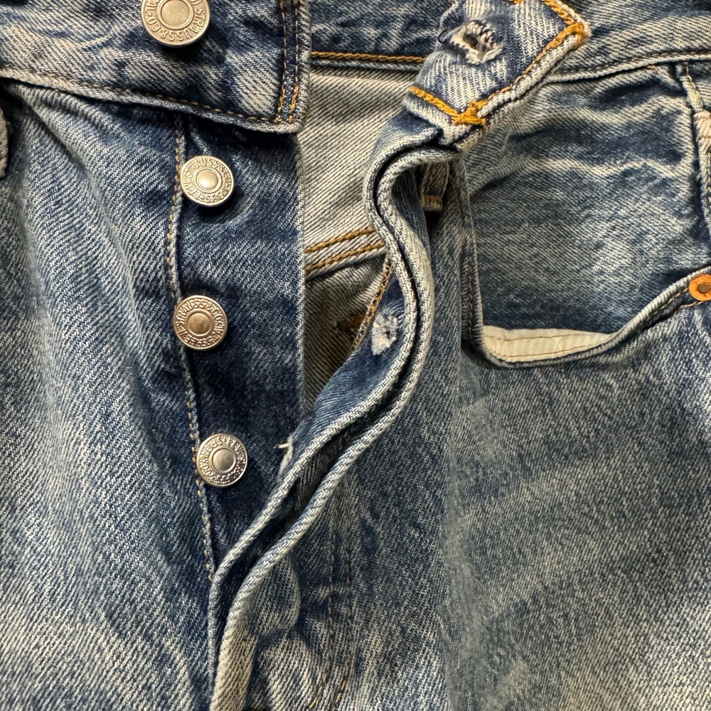 Slim Straight Distressed Light Blue Men's Jeans - Picture 8 of 16